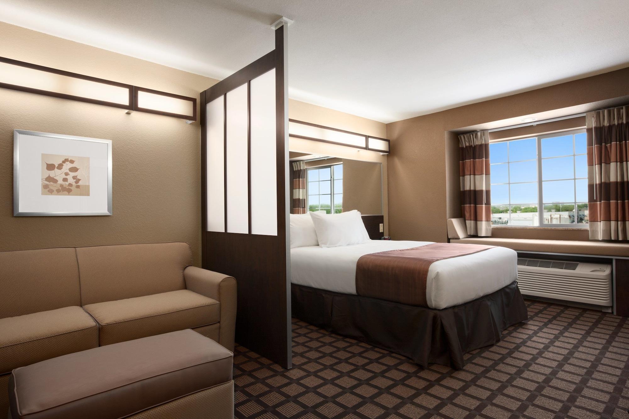Microtel Inn & Suites By Wyndham Midland Luaran gambar