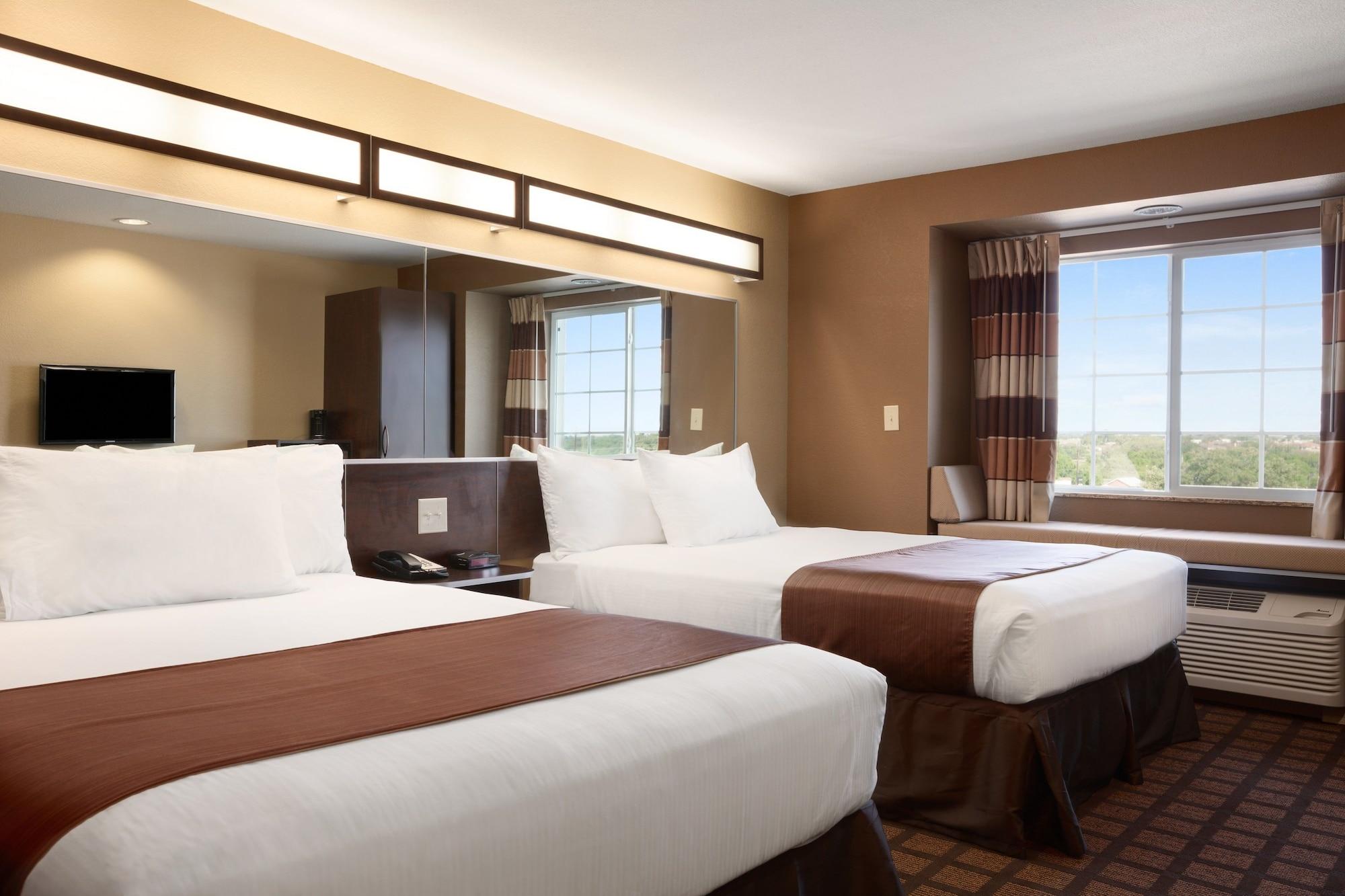 Microtel Inn & Suites By Wyndham Midland Luaran gambar