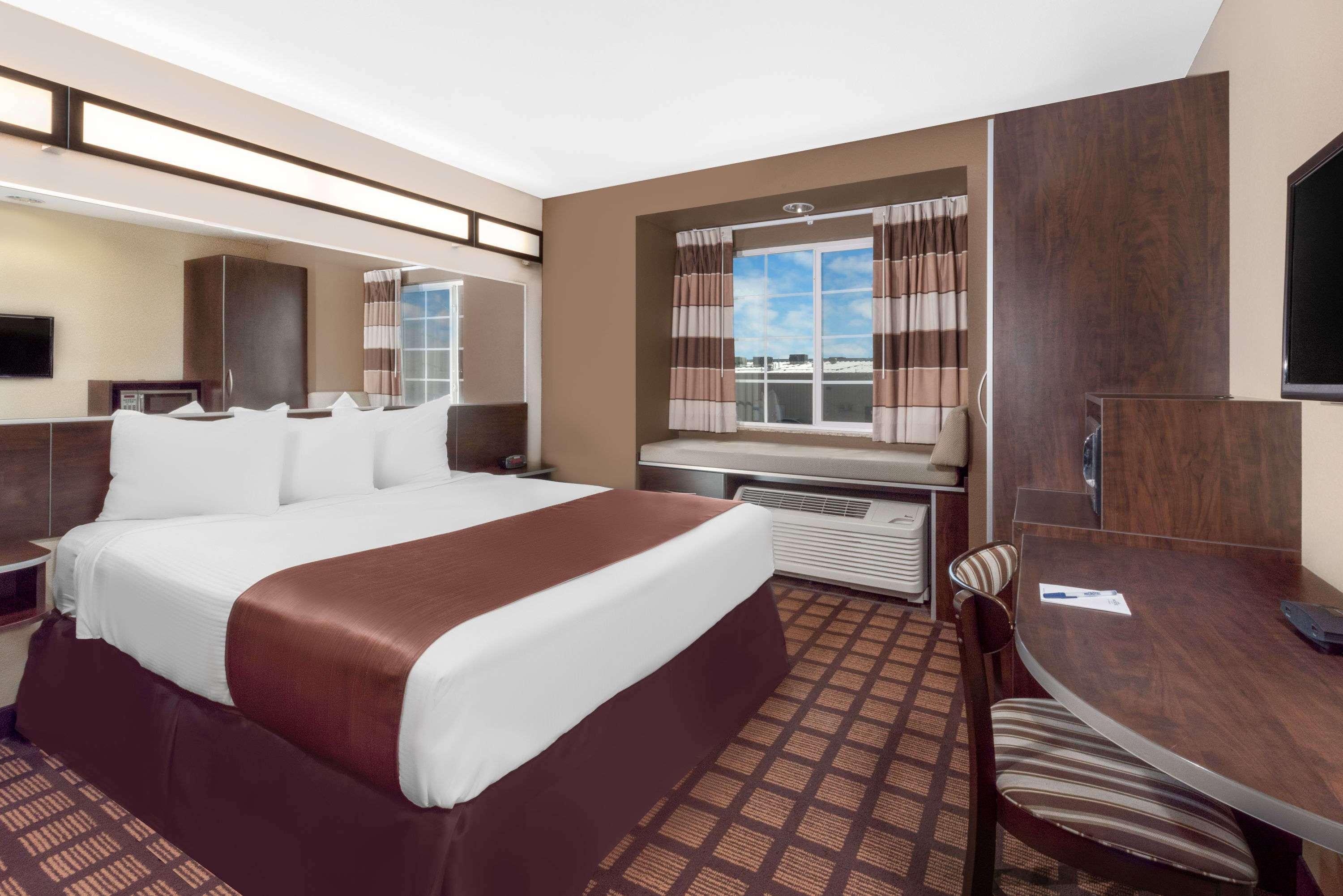 Microtel Inn & Suites By Wyndham Midland Luaran gambar