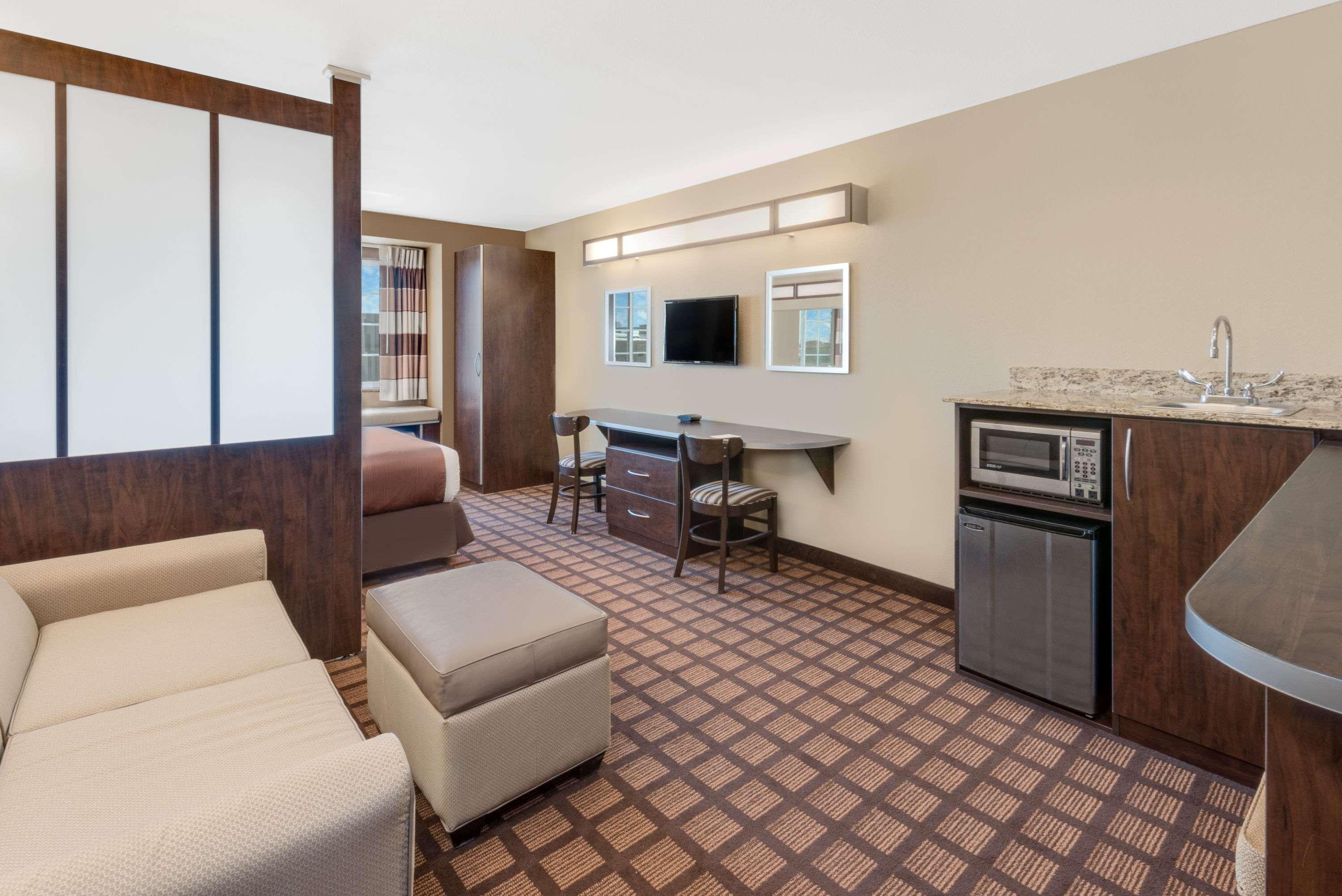Microtel Inn & Suites By Wyndham Midland Luaran gambar