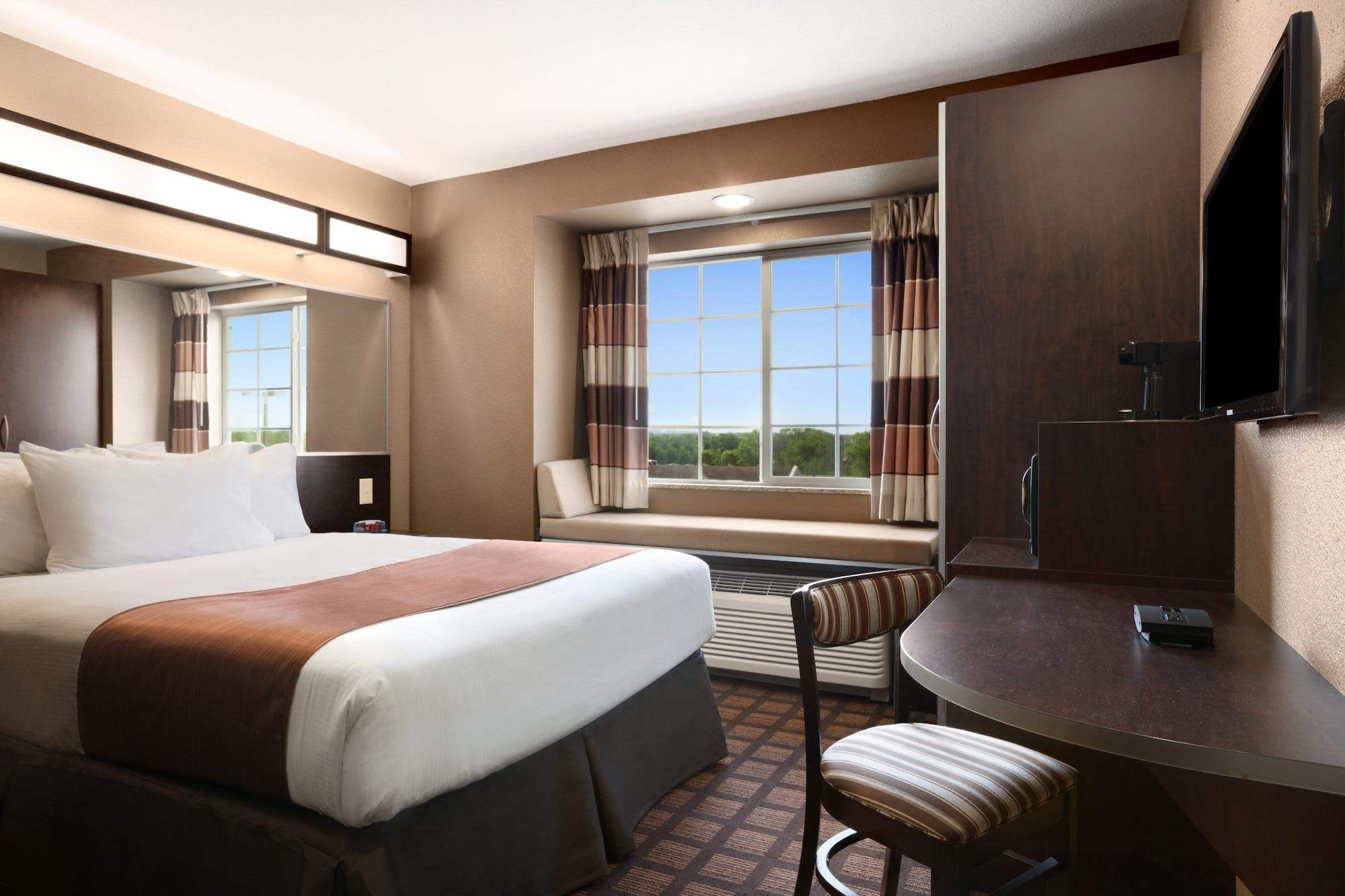 Microtel Inn & Suites By Wyndham Midland Luaran gambar